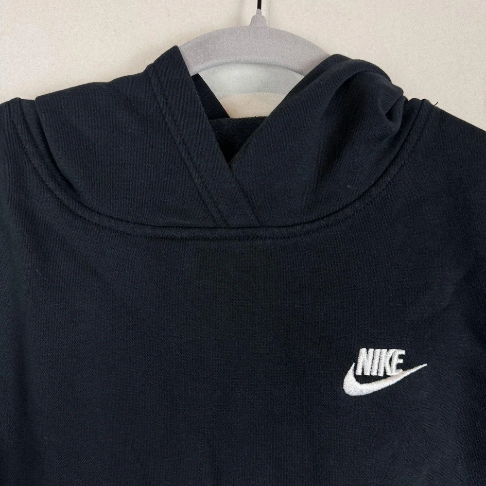 Nike Hoodie Youth XL Black Pullover Fleece Sweatshirt Swoosh Logo Embroidered